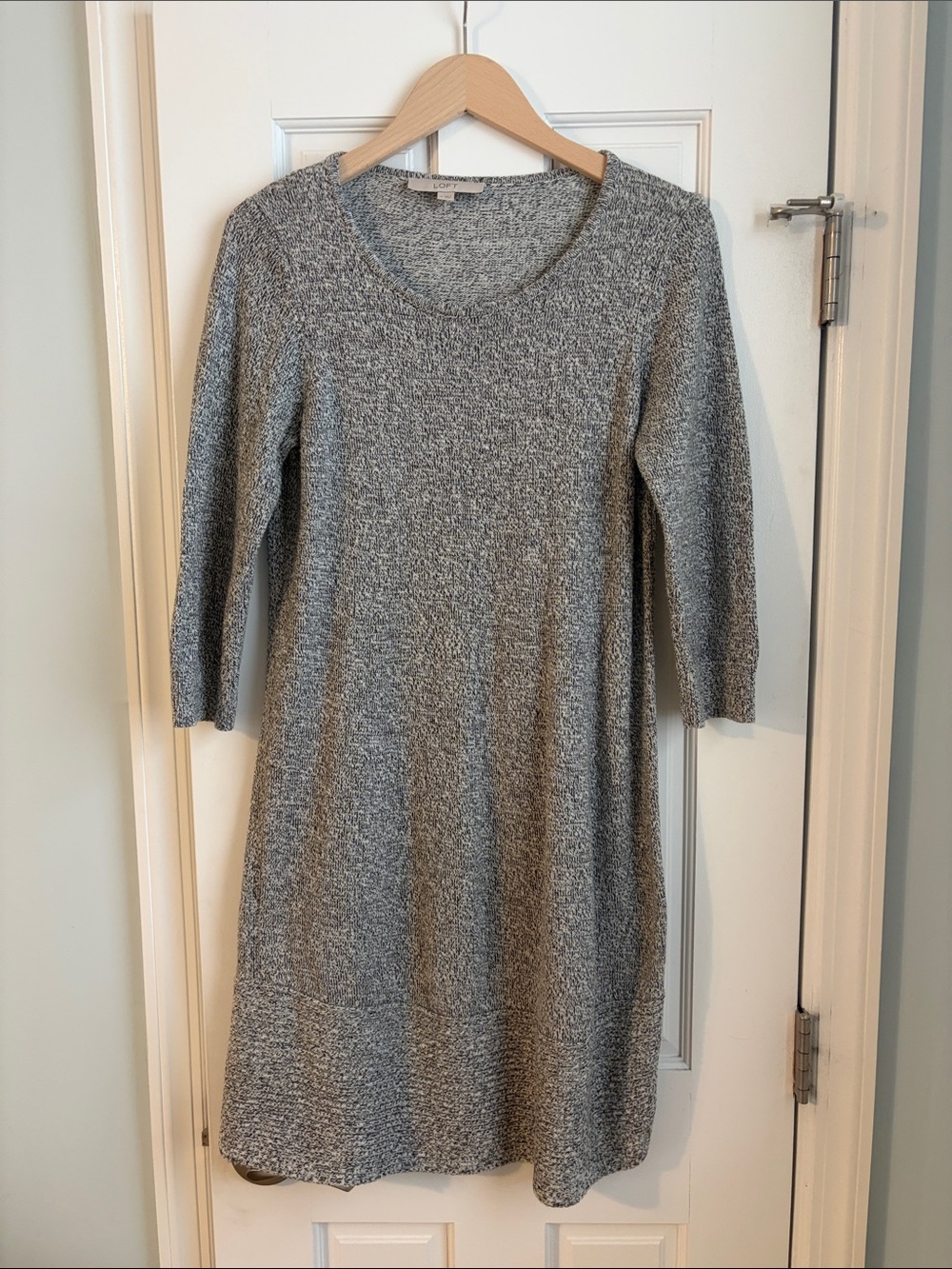 LOFT Gray Long Sleeve Knit Dress